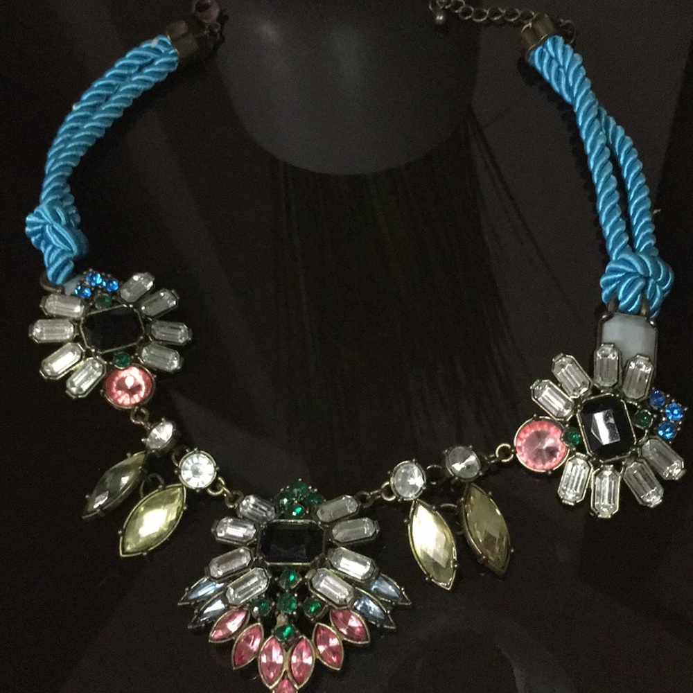 Beautiful necklace with multicolored stones.